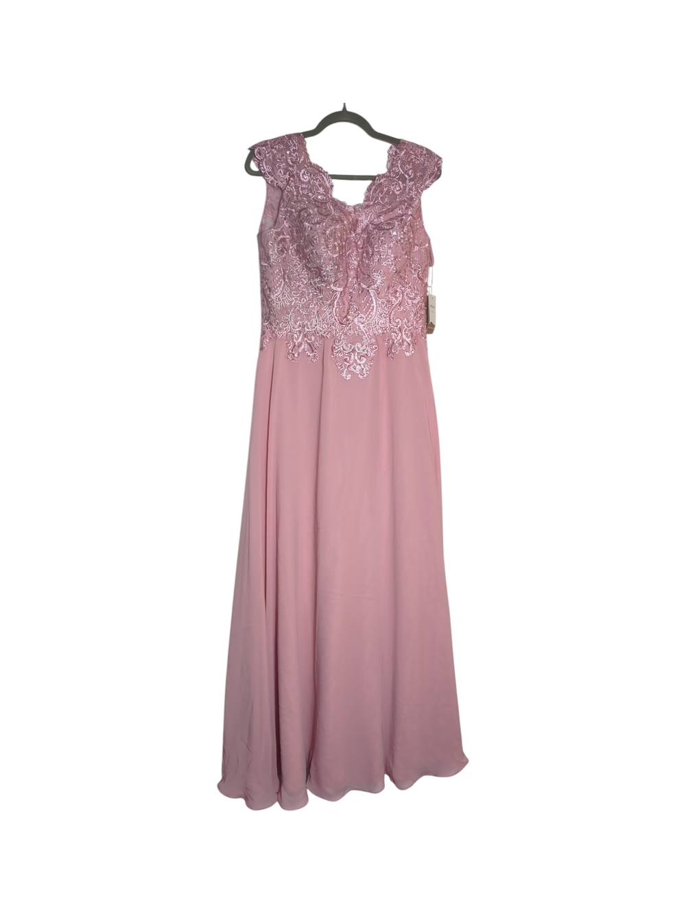 Missaac Dusty Rose Lace Formal Gown – Elegant & Flowy – NEW w/ Tags PTP 16 In